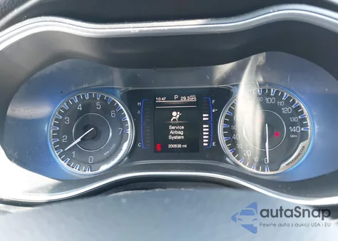 2015 Chrysler 200 Limited z USA, uszkodzony, nr VIN 1C3CCCAB9FN695780